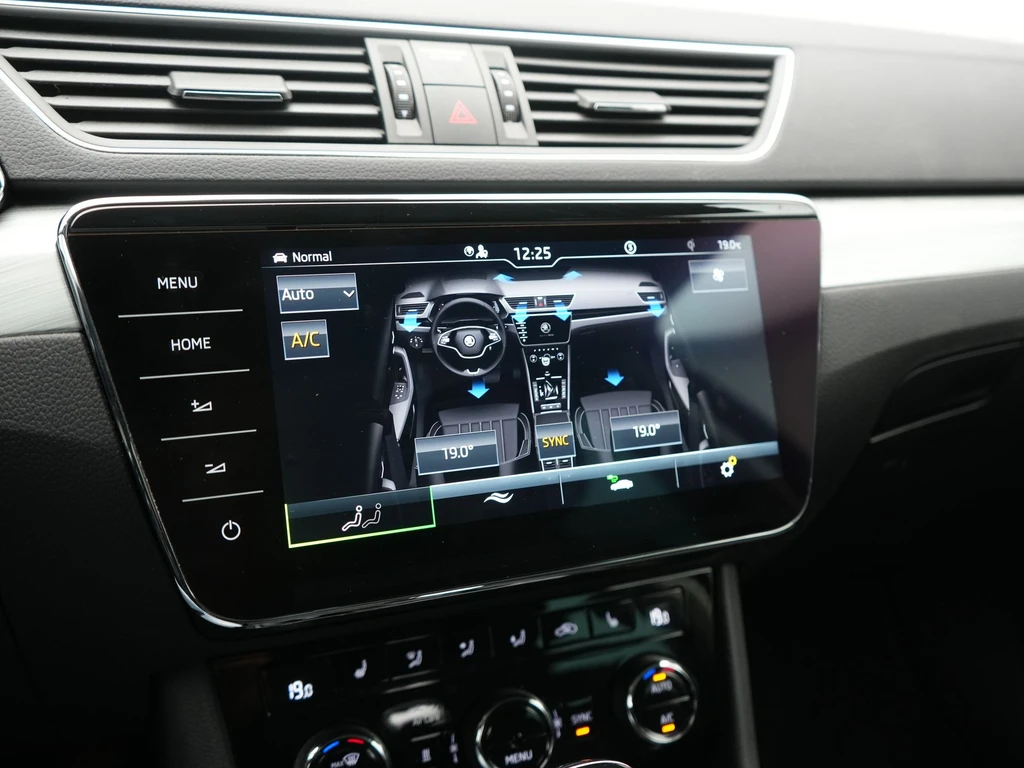 Škoda Superb – foto 40