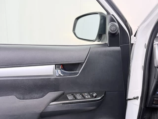 Toyota Hilux – thumbnail 35