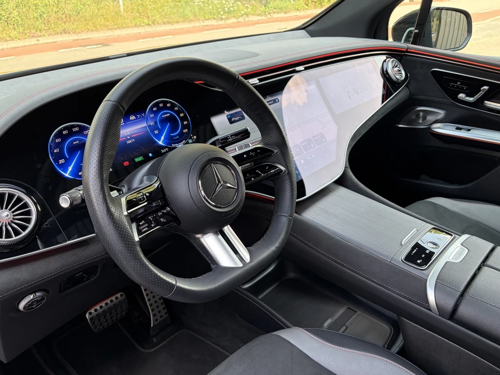 Mercedes-Benz EQE – foto 11