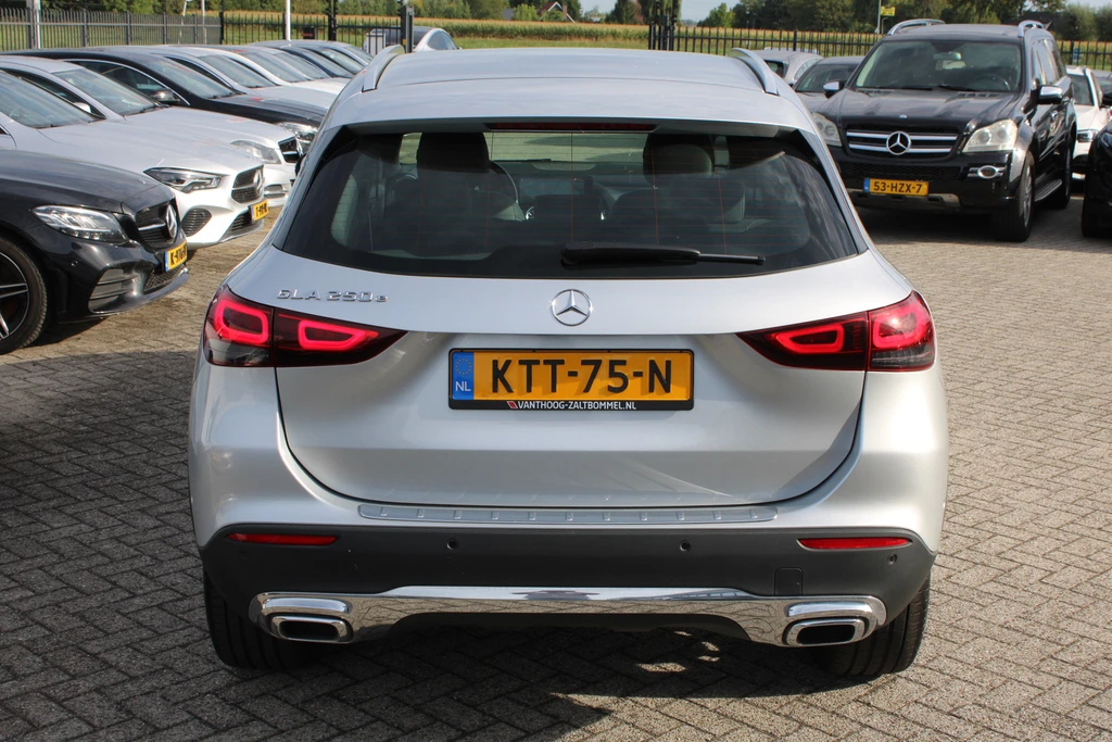 Mercedes-Benz GLA – foto 2