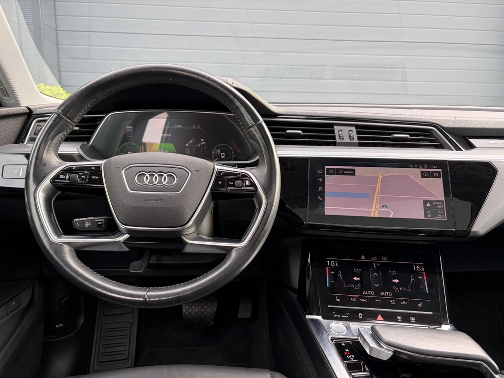 Audi e-tron – foto 6