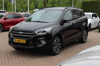 Ford Kuga – thumbnail 1