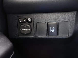 Toyota RAV4 – thumbnail 41
