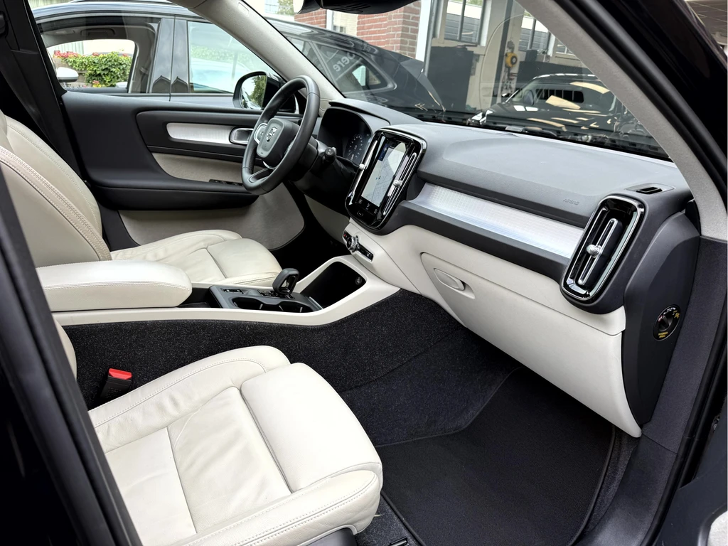 Volvo XC40 – foto 18