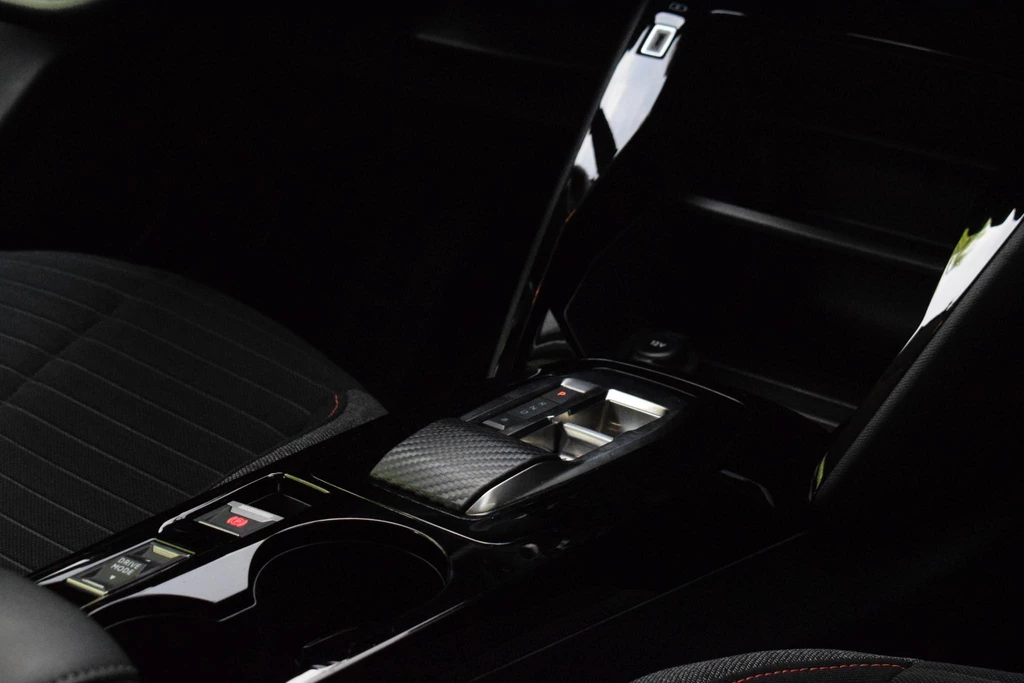 Peugeot e-208 – foto 30