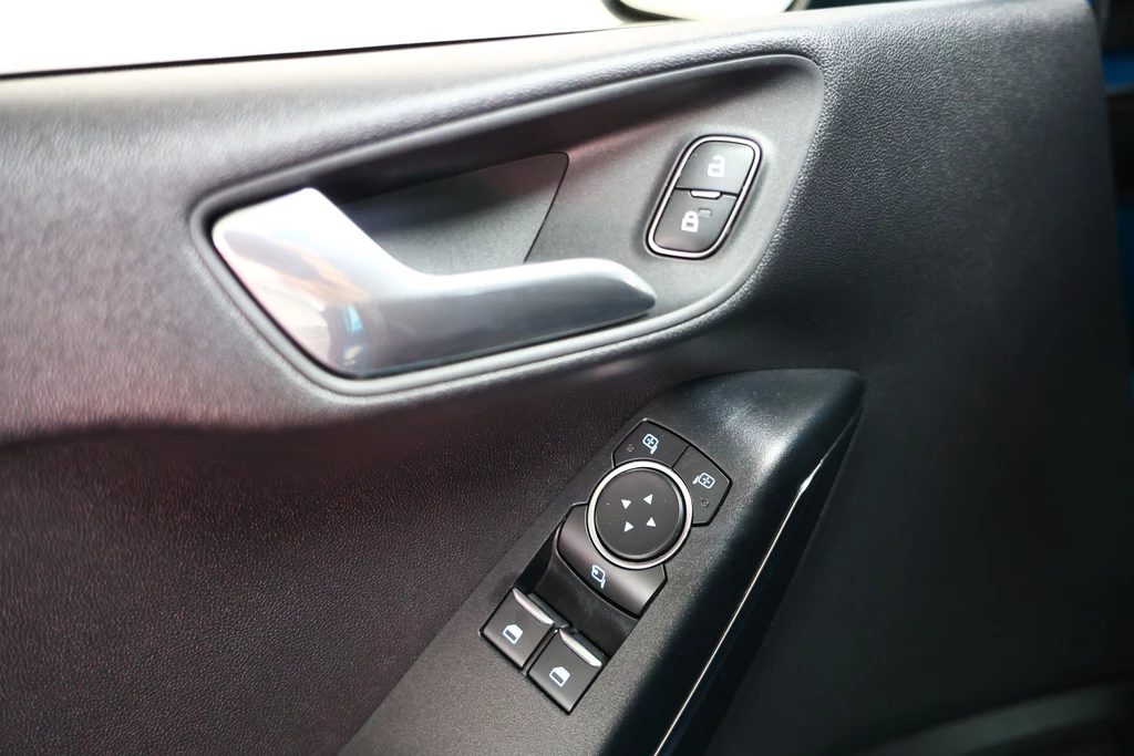 Ford Fiesta – foto 8