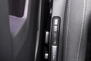 Volkswagen Golf – thumbnail 17