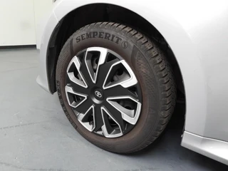 Toyota Yaris – thumbnail 30