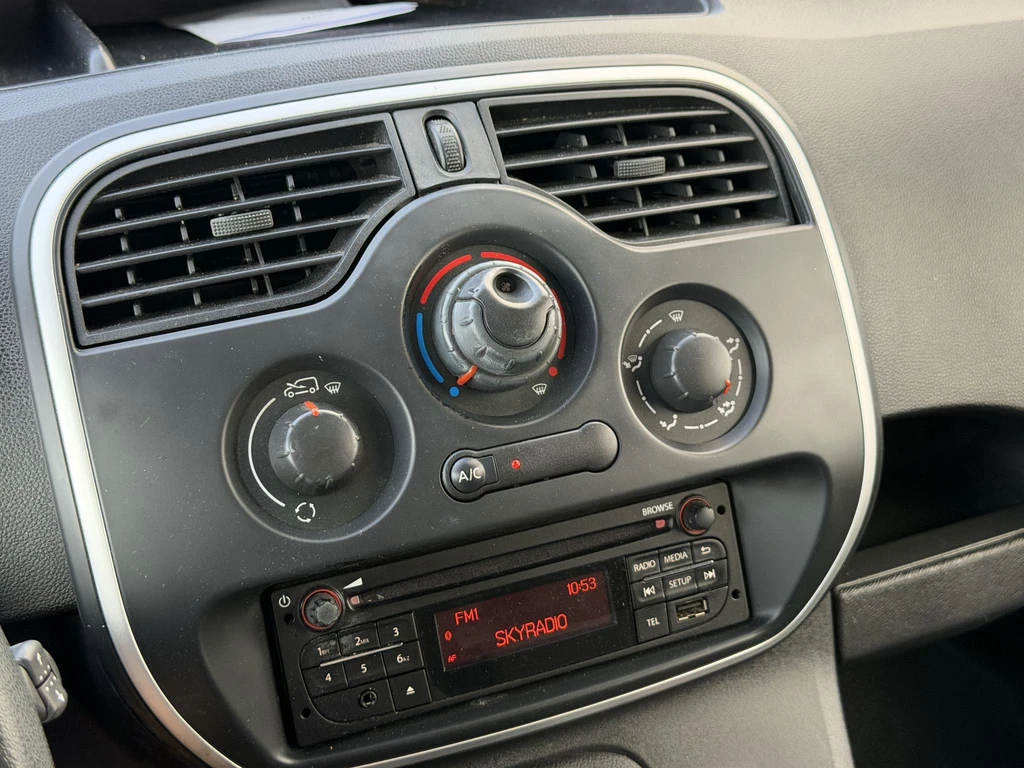 Nissan NV250 – foto 18
