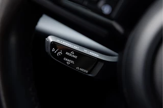 Porsche Taycan – thumbnail 22