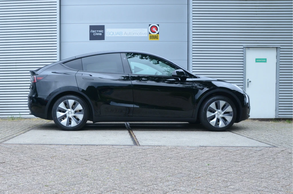 Tesla Model Y – foto 4