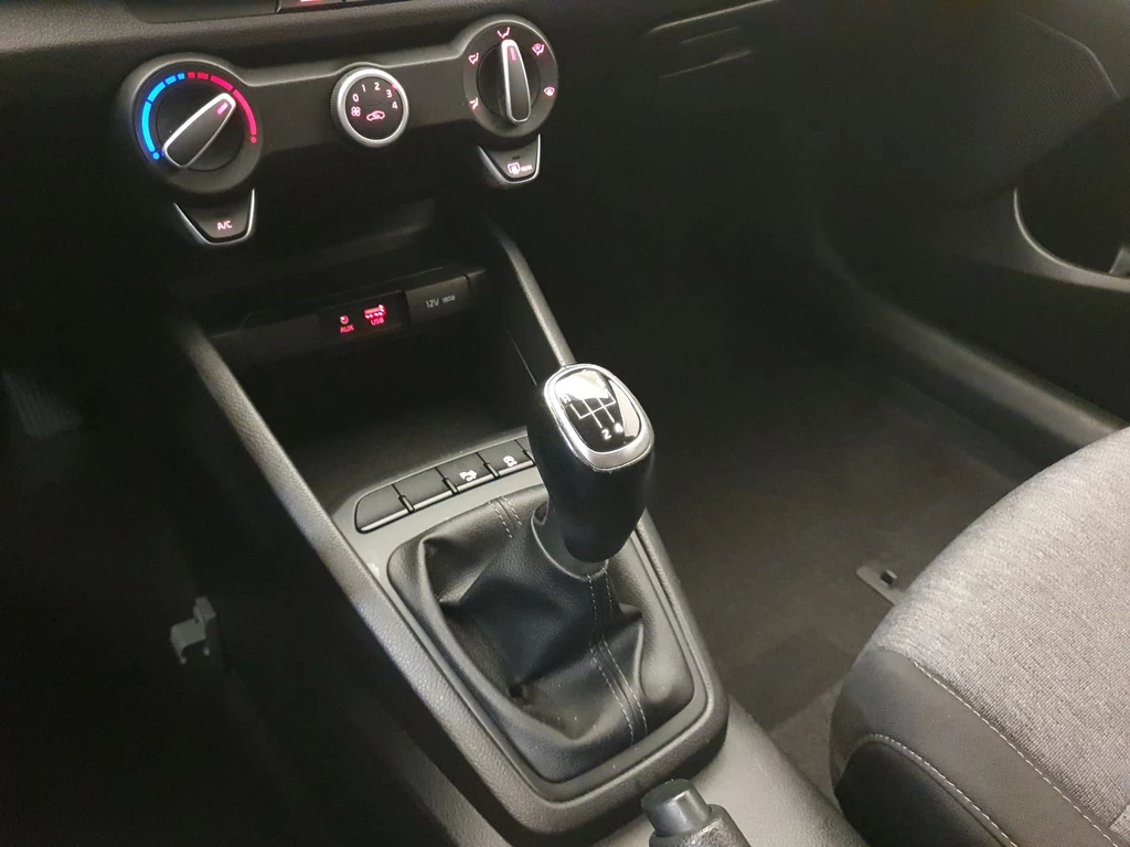 Kia Stonic – foto 10