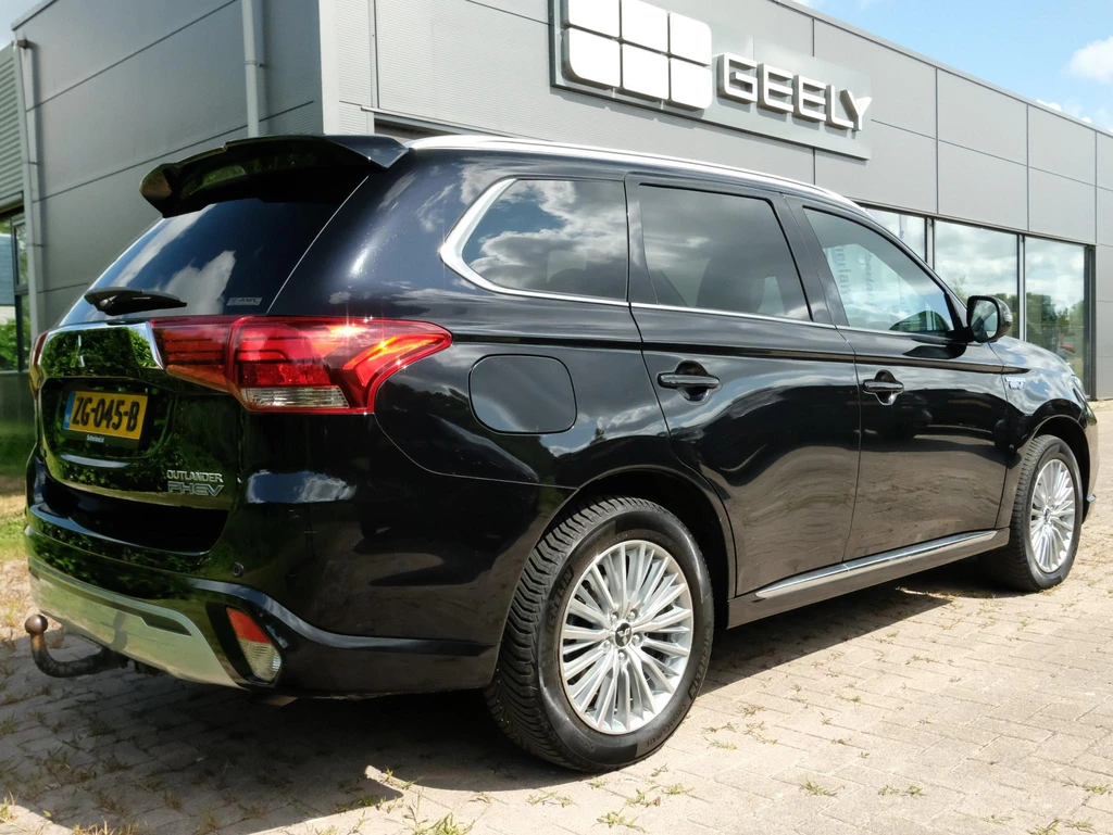 Mitsubishi Outlander – foto 3