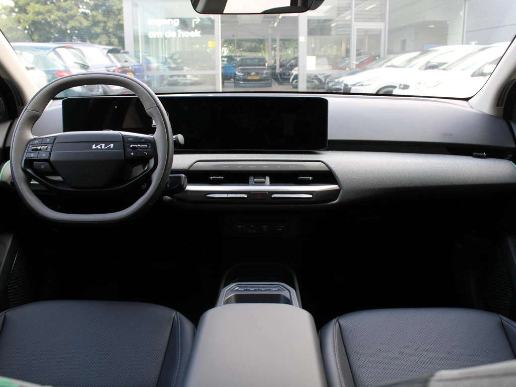 Kia EV4 – foto 12