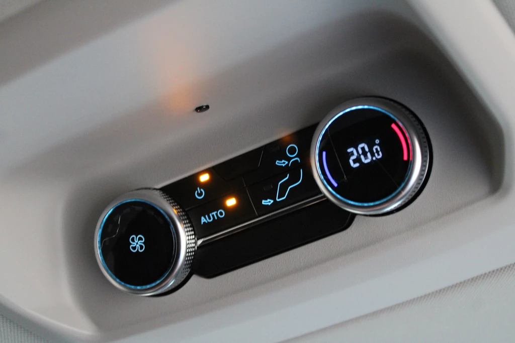 Ford Tourneo Custom – foto 46