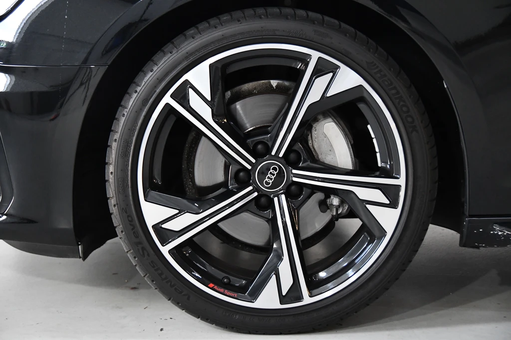 Audi A4 – foto 8