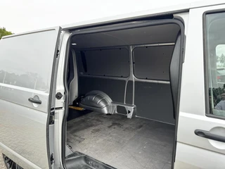 Volkswagen Transporter – thumbnail 25