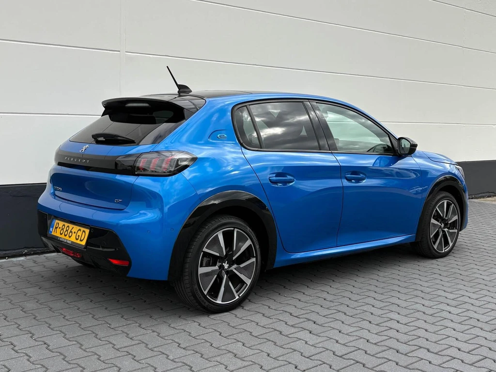 Peugeot e-208 – foto 8