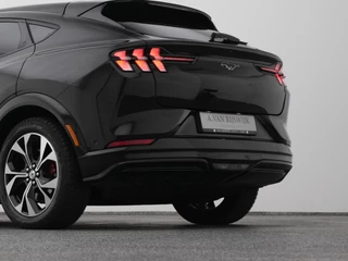 Ford Mustang Mach-E – thumbnail 5