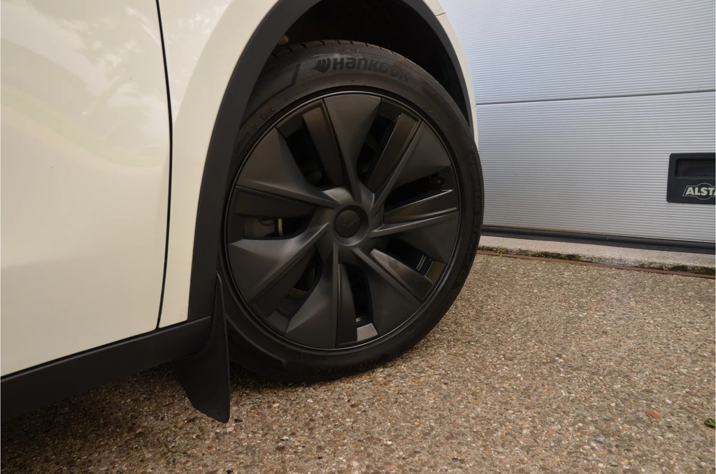 Tesla Model Y – foto 10