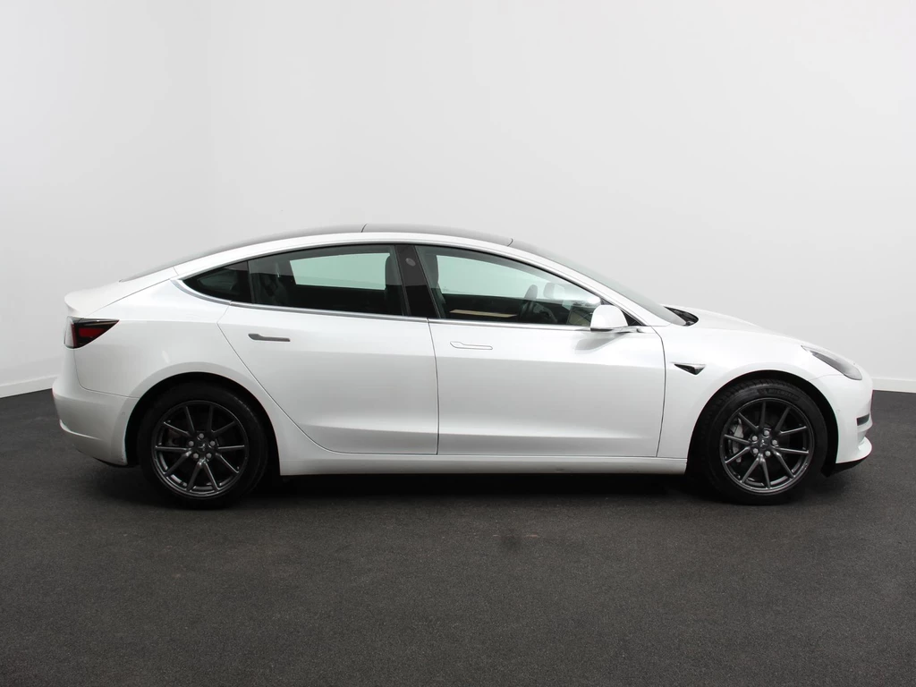 Tesla Model 3 – foto 5