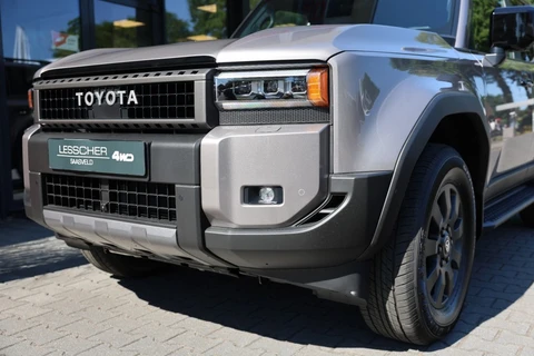 Toyota Land Cruiser Landcruiser 250 2.8 D-4D 5DRS EXECUTIVE A/T VAN