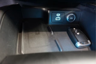 Ford Kuga – thumbnail 27