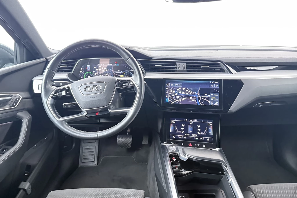 Audi e-tron – foto 8