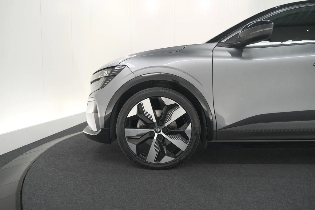 Renault Megane E-Tech – foto 25