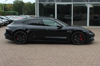 Porsche Taycan – thumbnail 5