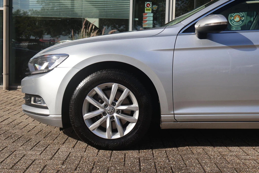 Volkswagen Passat – foto 16
