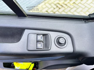 Opel Vivaro – thumbnail 11