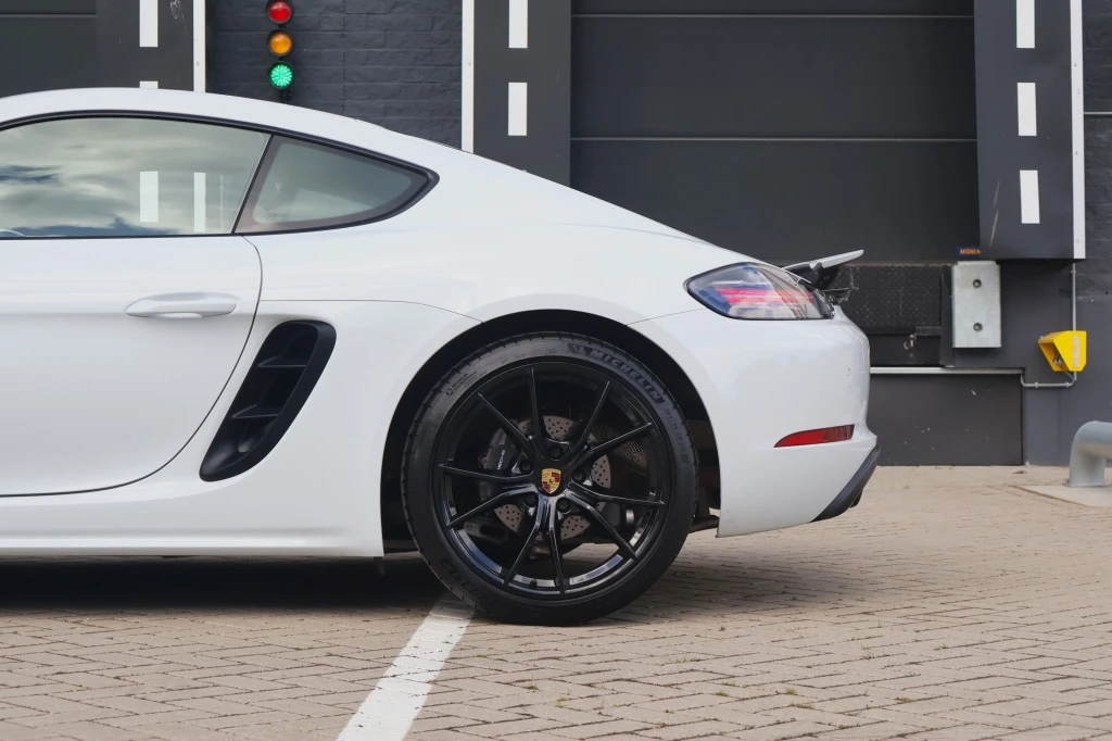 Porsche 718 – foto 18