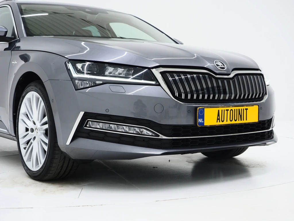 Škoda Superb – foto 8