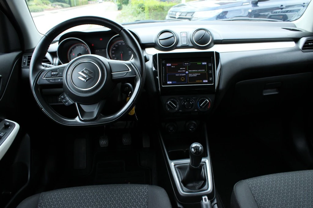Suzuki Swift – foto 10