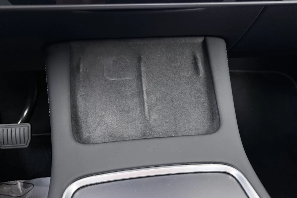 Tesla Model Y – foto 27