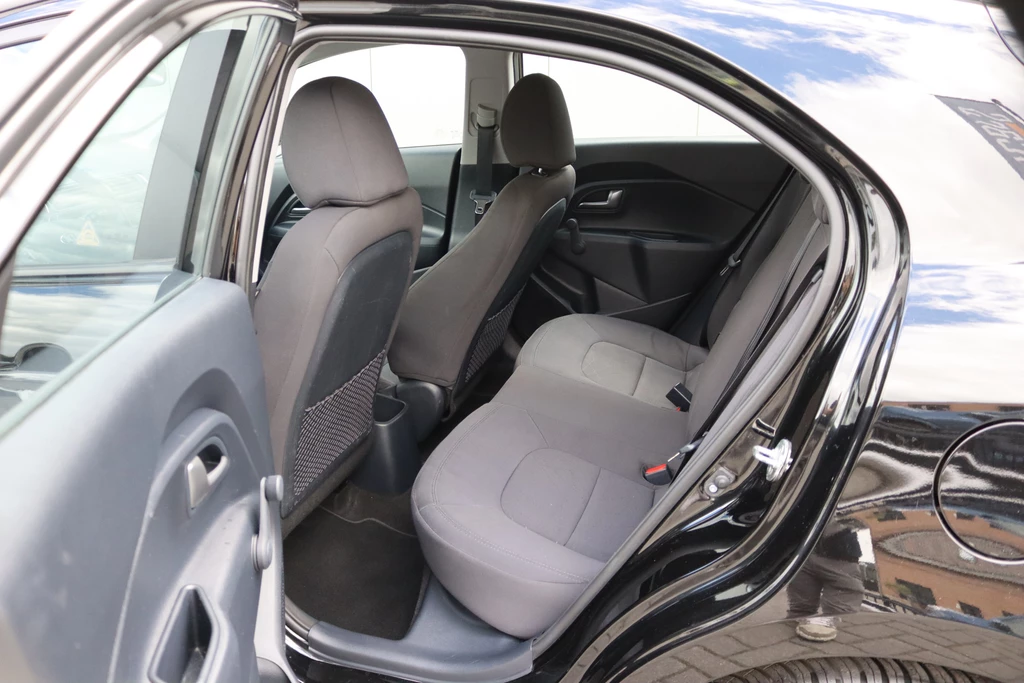 Kia Rio – foto 15