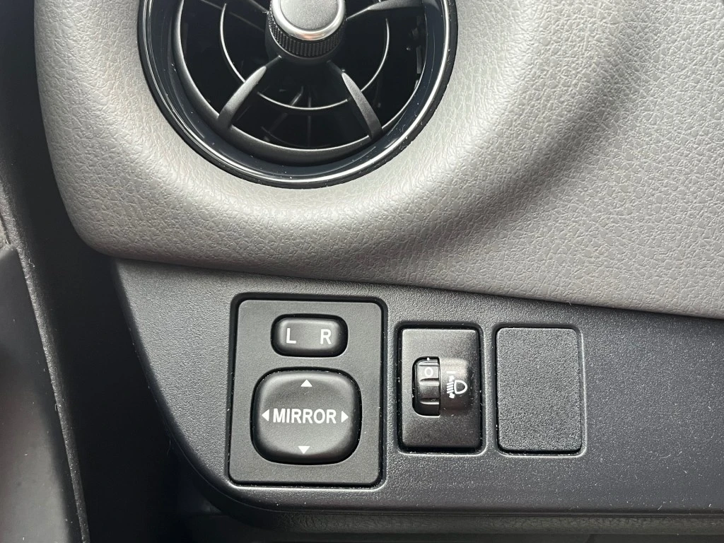 Toyota Yaris – foto 20