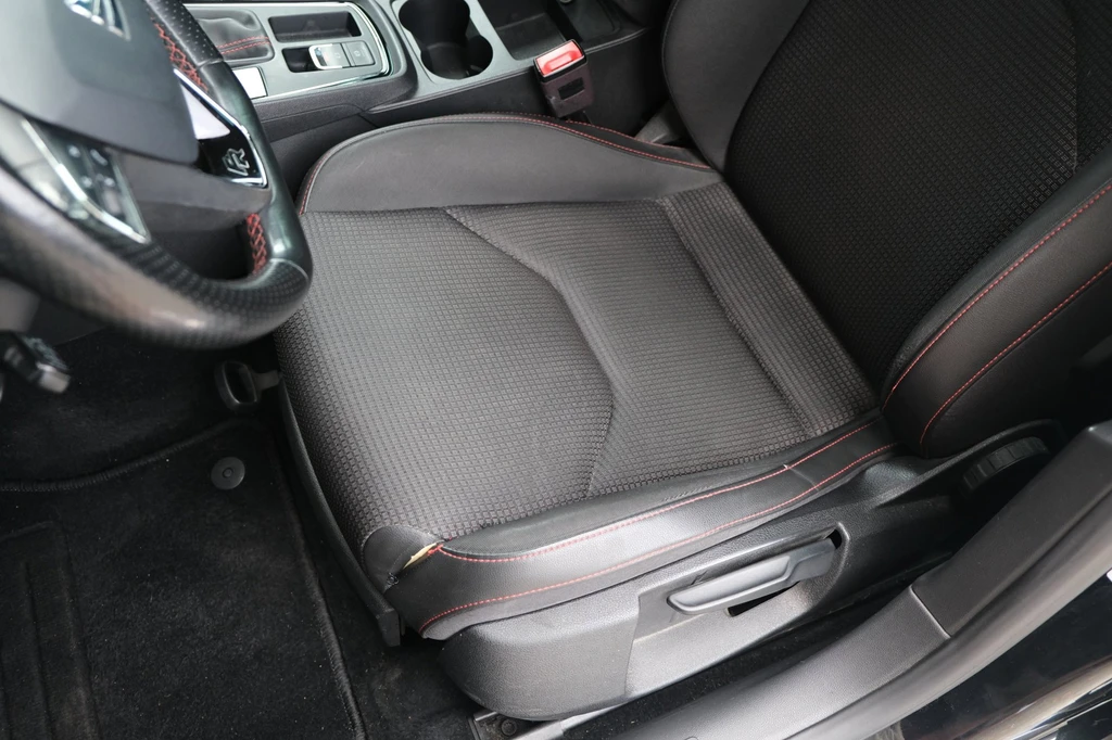 SEAT Leon – foto 11