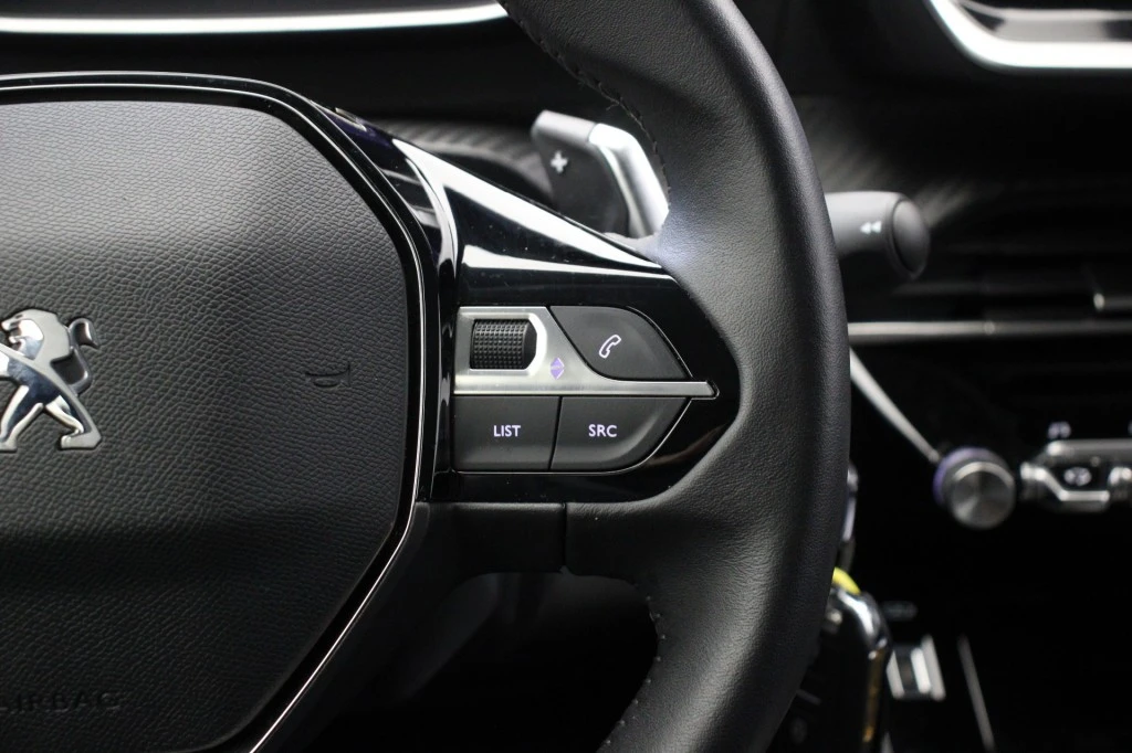 Peugeot 208 – foto 23