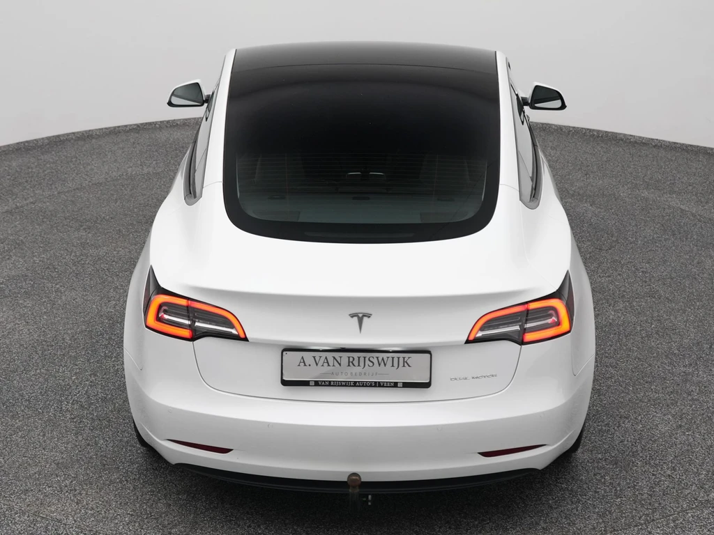 Tesla Model 3 – foto 8