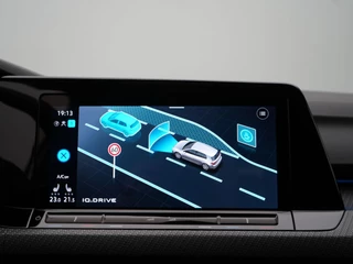 Volkswagen Golf – thumbnail 23