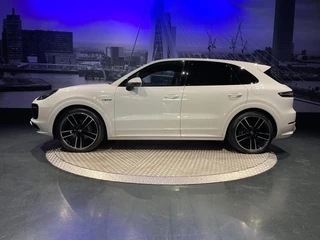Porsche Cayenne – thumbnail 5