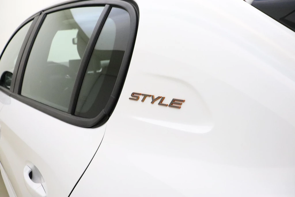 Peugeot 208 – foto 17