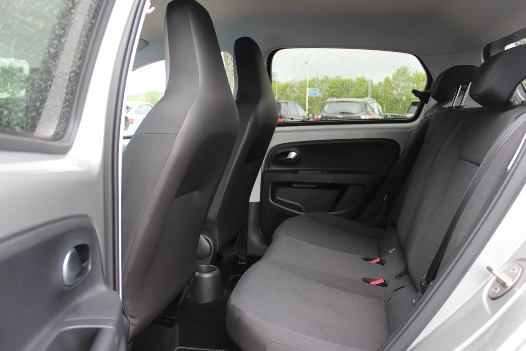 Volkswagen up! – foto 13