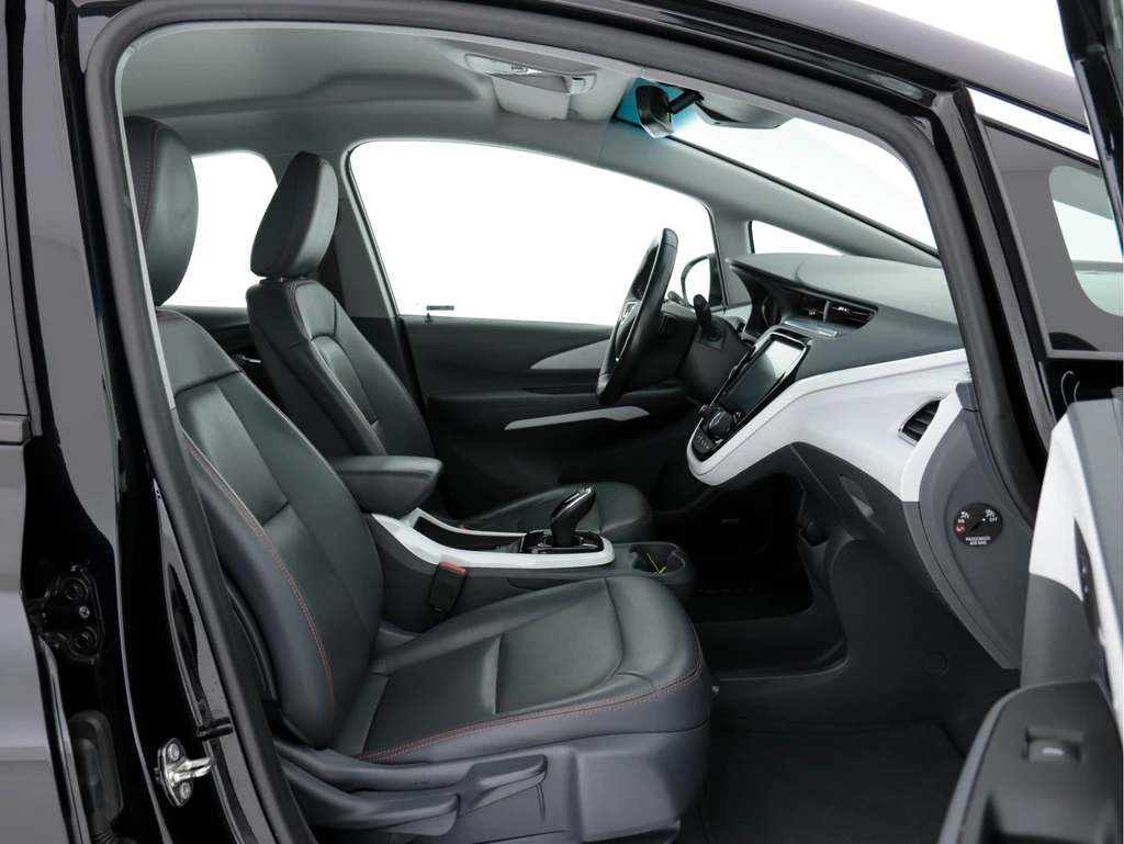 Opel Ampera-e – foto 11