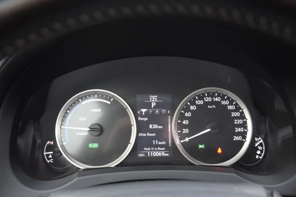 Lexus IS – foto 16