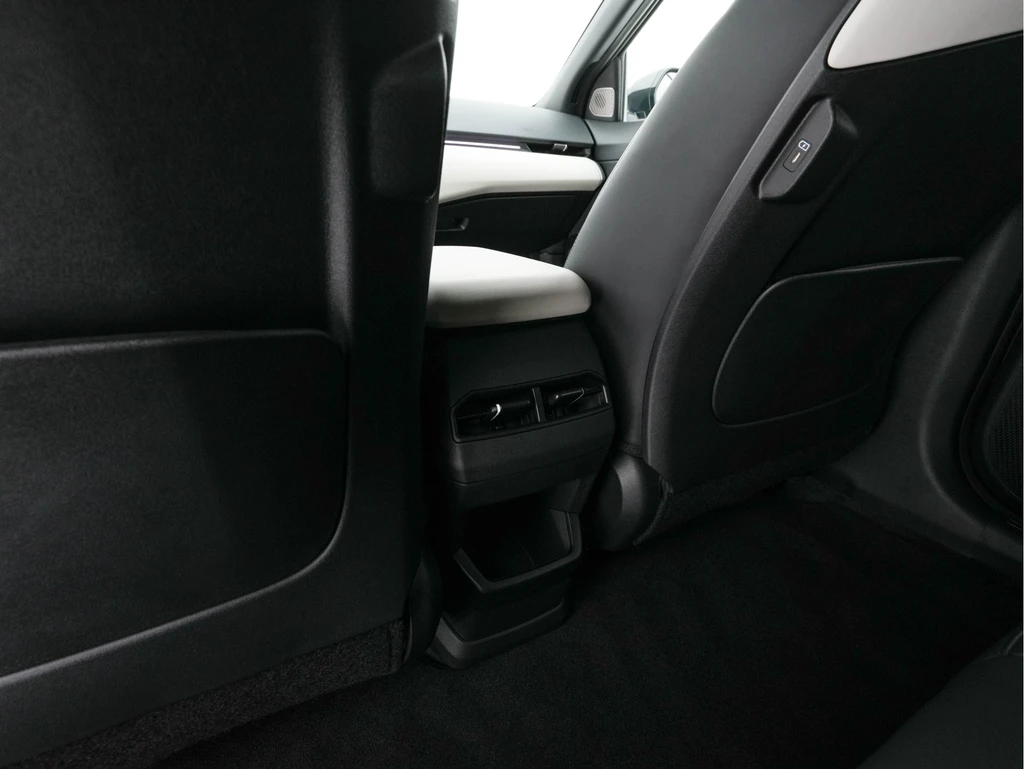 Kia EV4 – foto 32