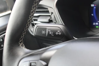 Ford Kuga – thumbnail 27