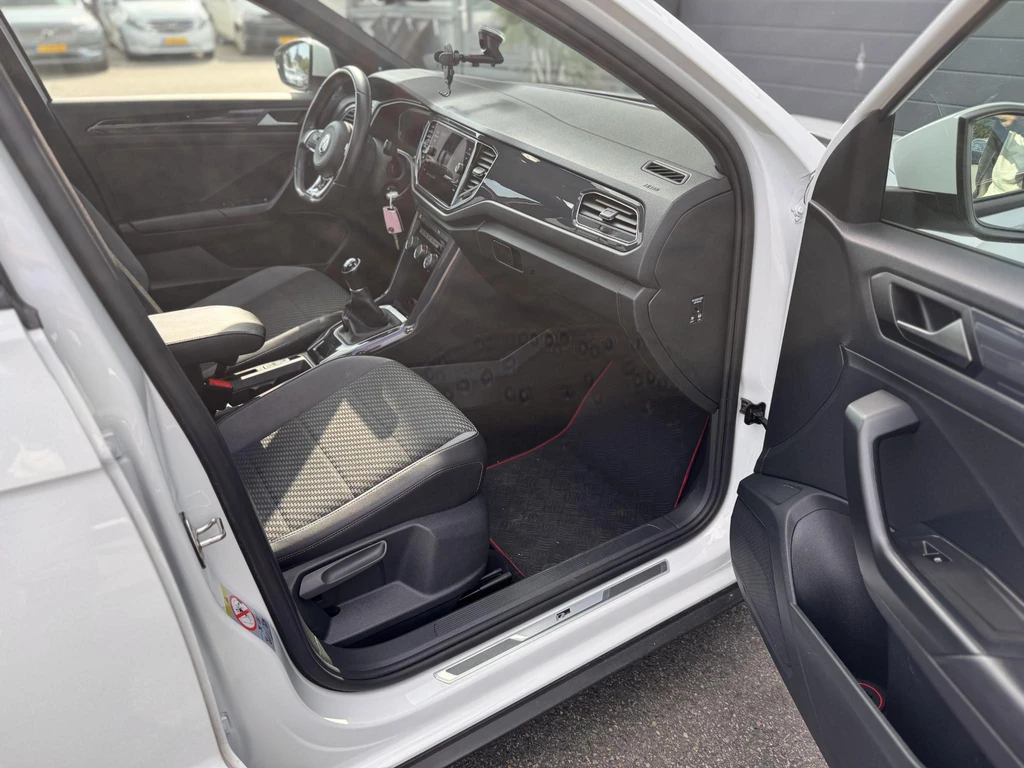 Volkswagen T-Roc – foto 19